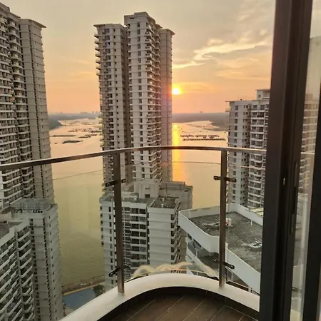 Country Garden Danga Bay Seaview Topmost Floor Johor Bahru Exterior photo
