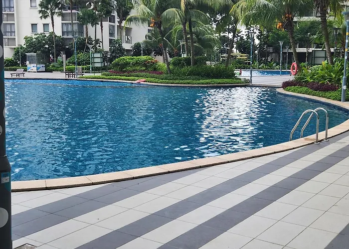 Country Garden Danga Bay Seaview Topmost Floor